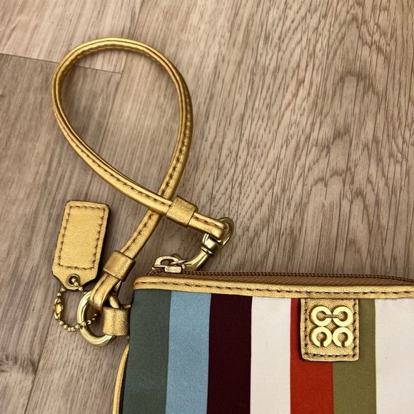 Coach Wristlet - Picture 3 of 5